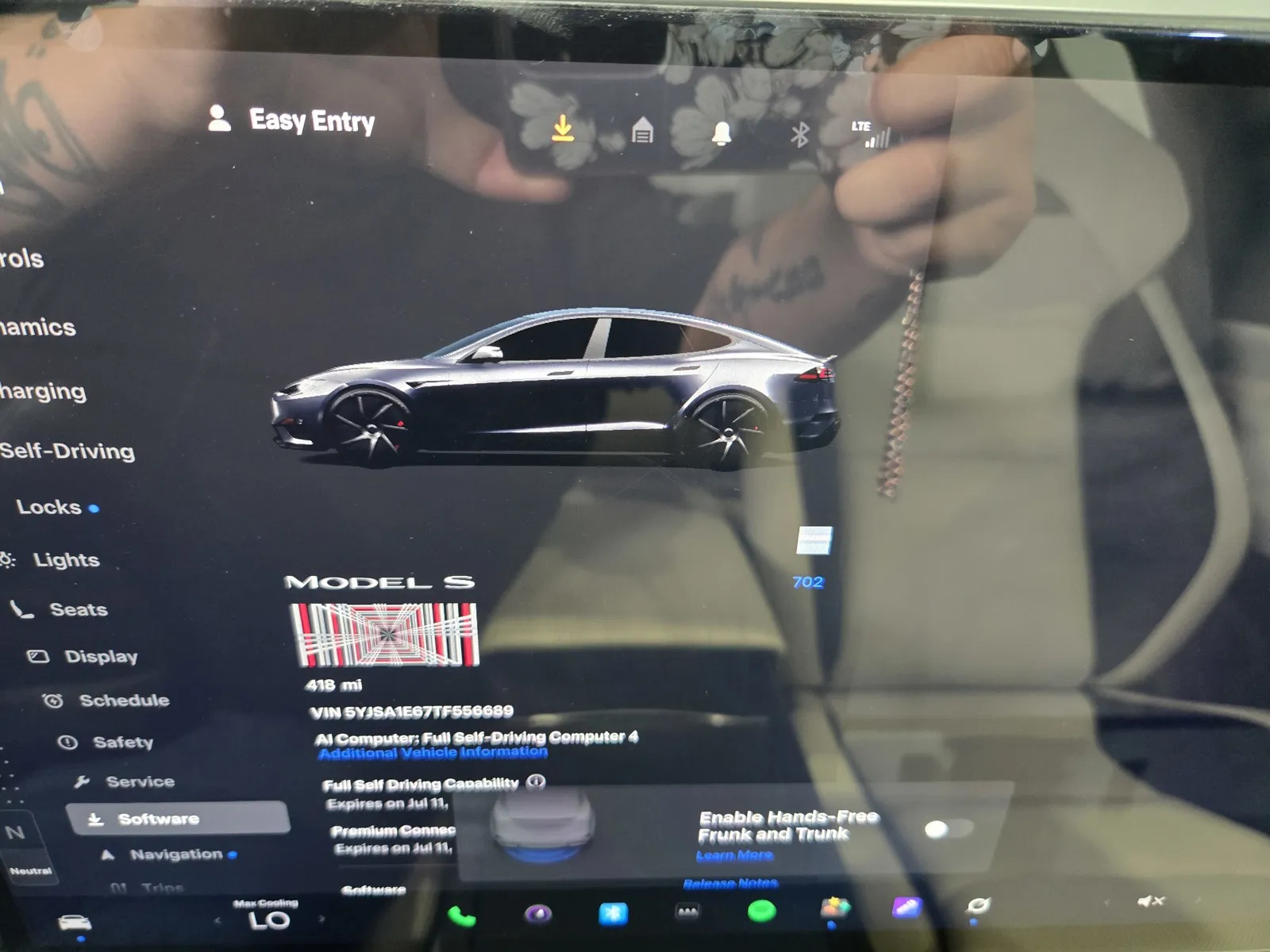 Tesla Model S software screen showing vehicle details